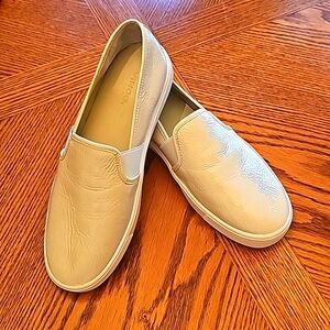 NWOT Vince Blair slip on sneakers for women. Suze 8.5
